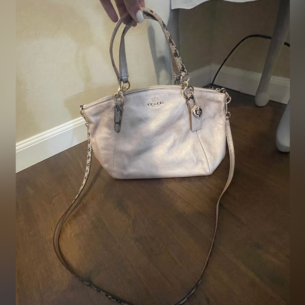 COACH Small Kelsey Beige Metallic Leather Exotic Trims Satchel Bag